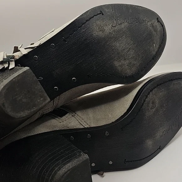 Sam Edelman Louie Fringe Suede Booties. Size 7 - Picture 4 of 9